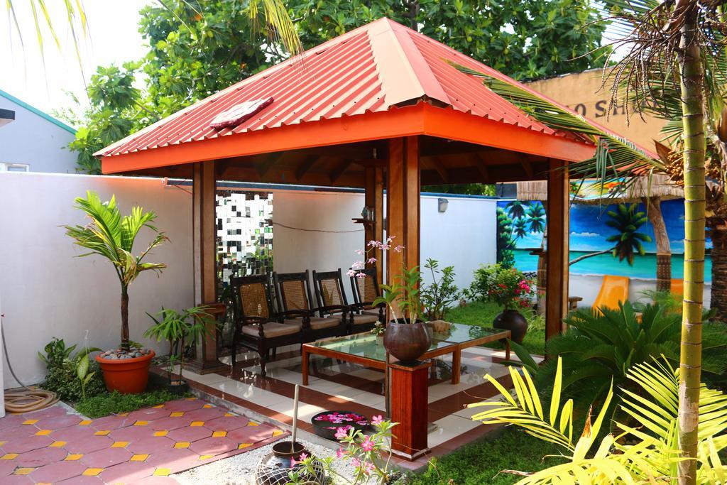 Natural Surf House Hostel Himmafushi Exterior foto