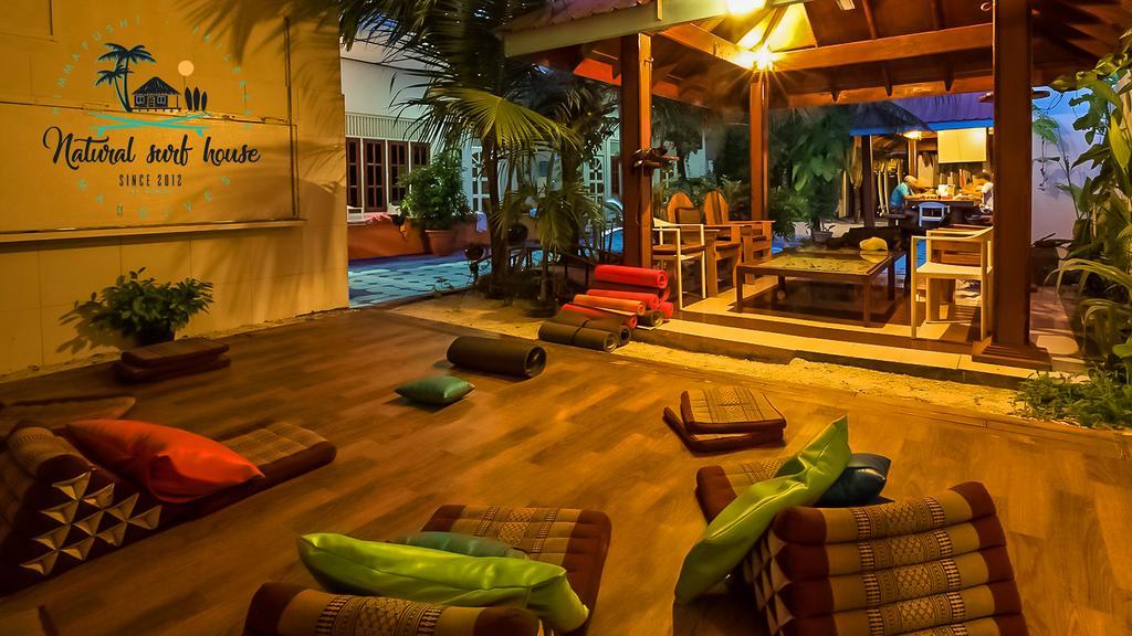 Natural Surf House Hostel Himmafushi Exterior foto
